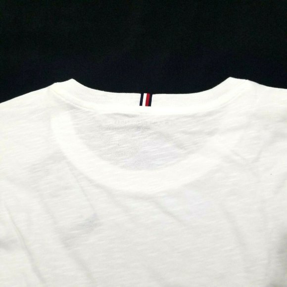 Tommy Hilfiger Men's Long Sleeve Pocket T-shirt  New - Picture 7 of 7